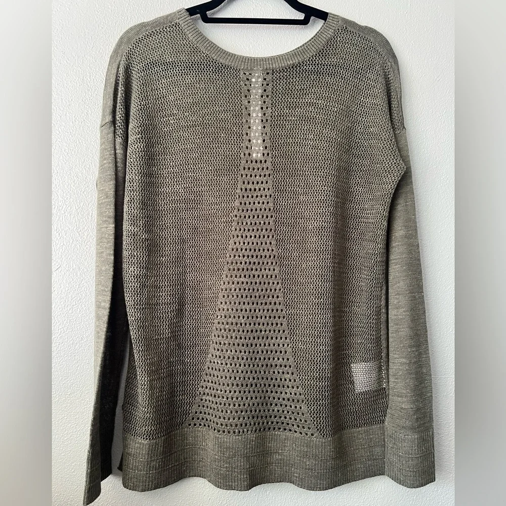 Lululemon Well Being Crew Sweater *Linen
Grey Sage - Picture 6 of 9